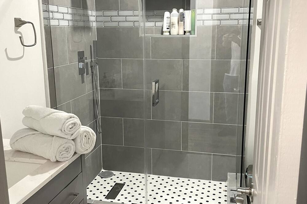 Photo of Bathroom in West Park