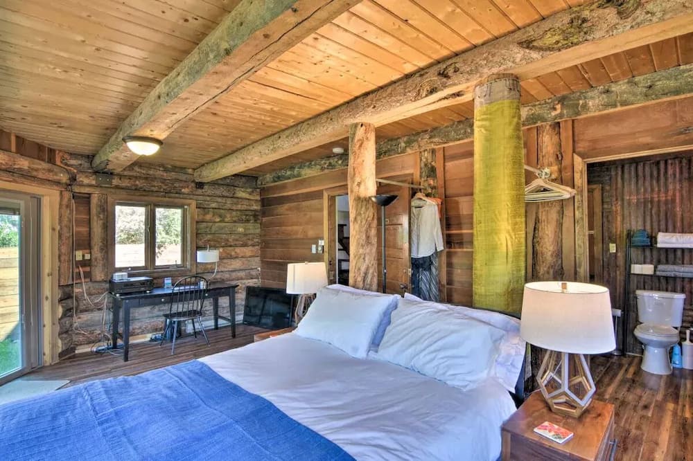 Photo of Bedroom in Crested Butte