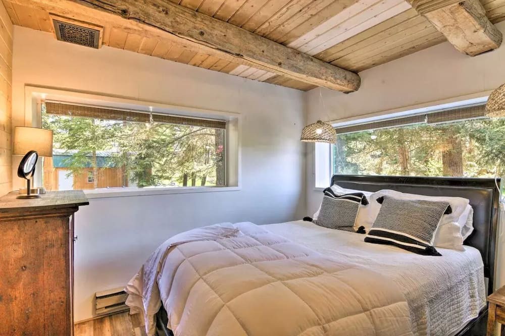 Photo of Bedroom in Crested Butte
