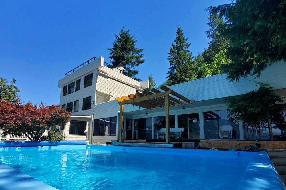 Photo of Outdoor in Harrison Hot Springs