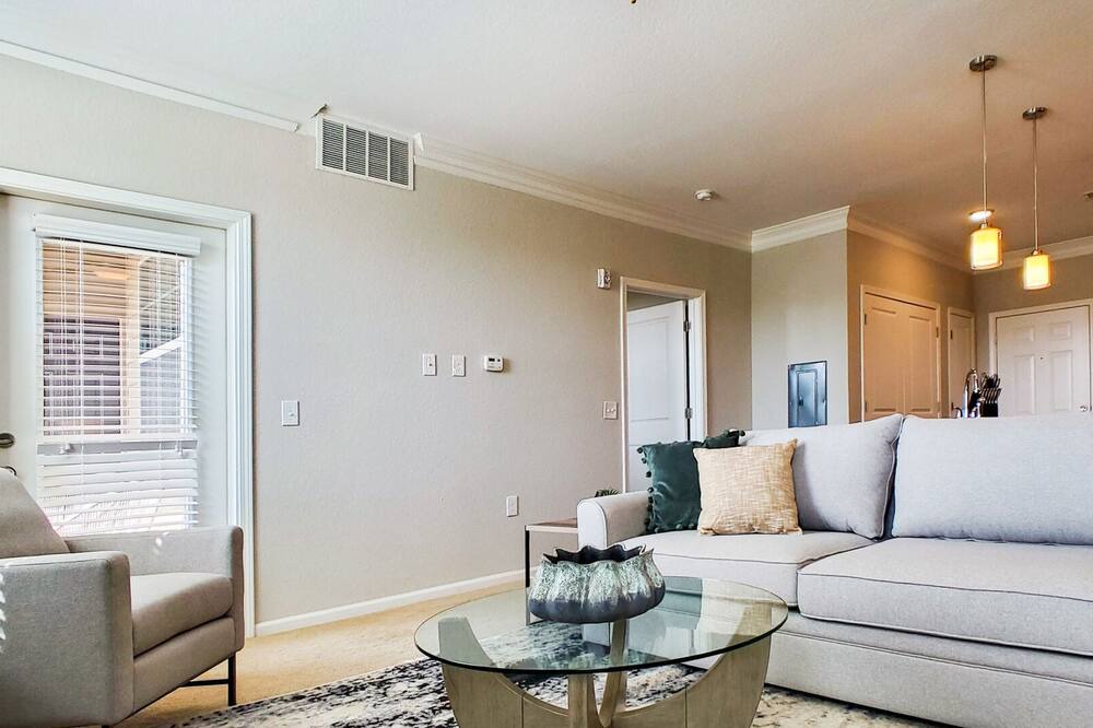 Photo of Livingroom in Fort Collins