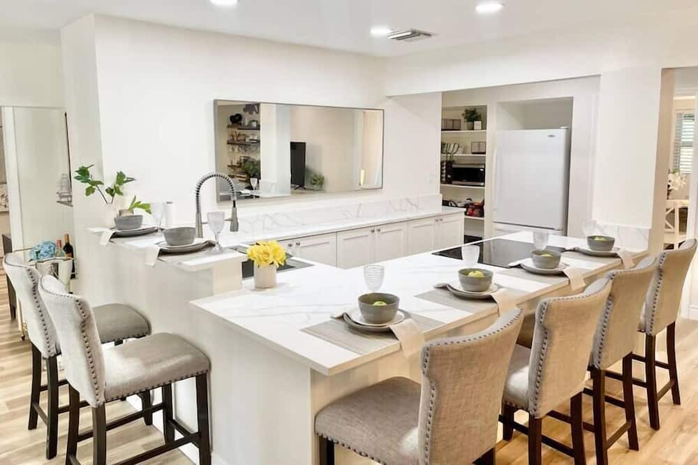 Photo of Others in Palm Beach Country Estates