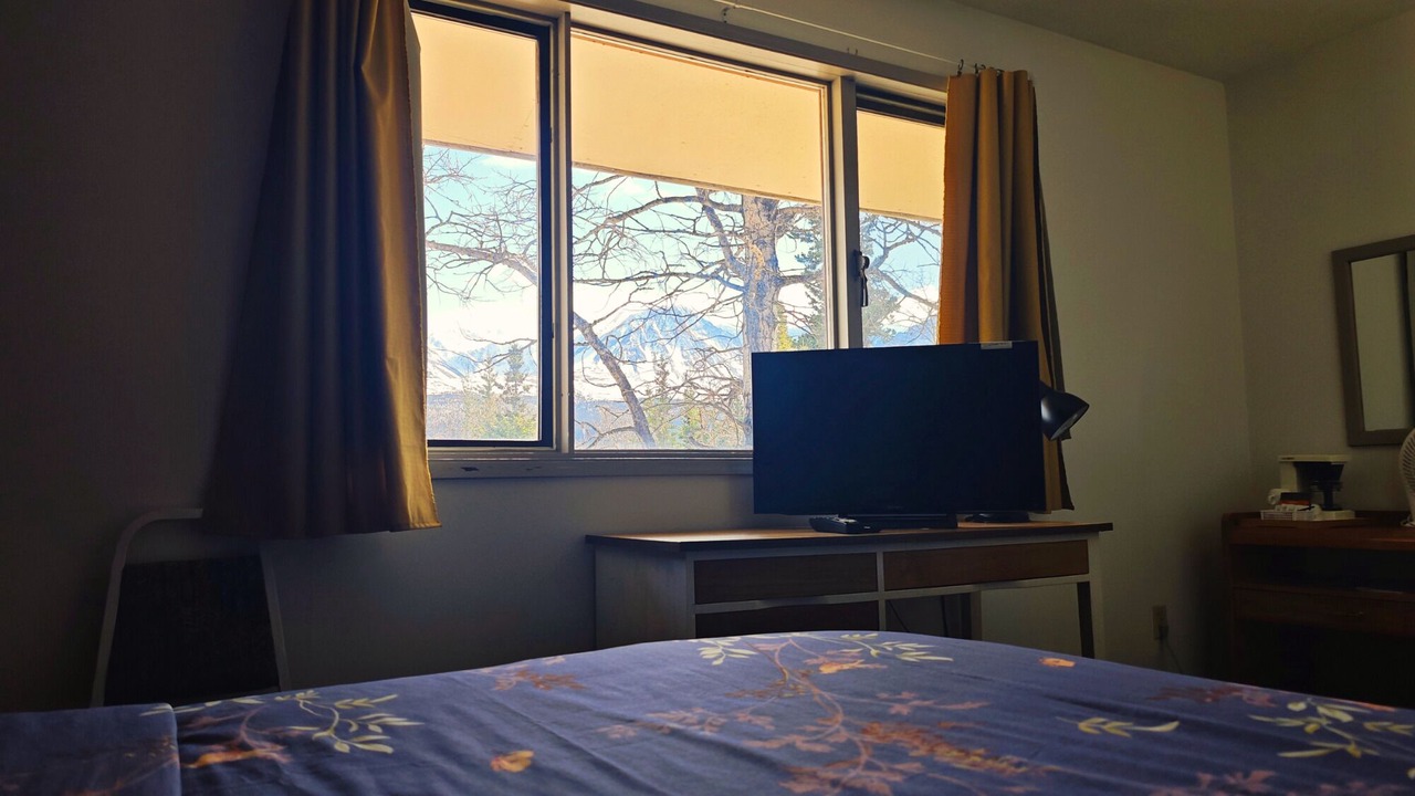 Photo of Bedroom in Haines Junction