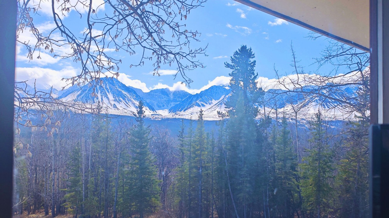 Photo of Bedroom in Haines Junction