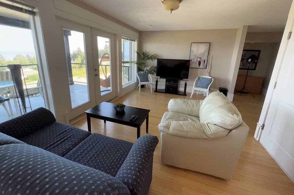 Photo of Livingroom in Ladysmith