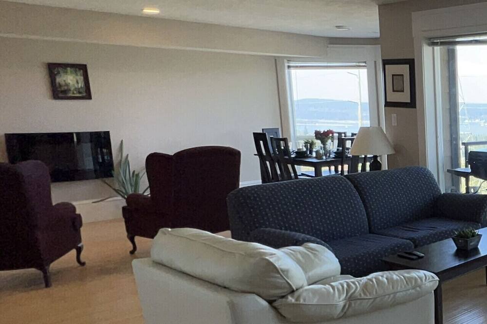 Photo of Livingroom in Ladysmith