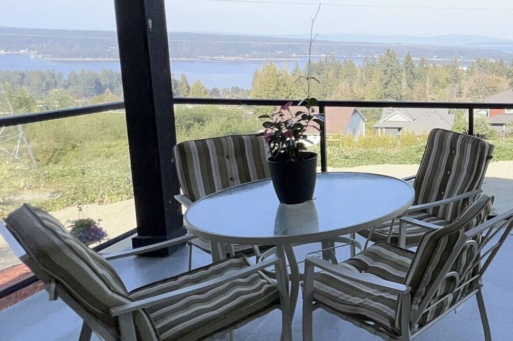 Photo of Patio Balcony in Ladysmith