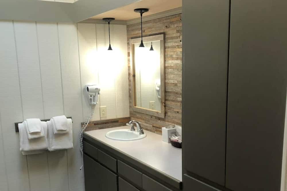 Photo of Bathroom in Red Feather Lakes