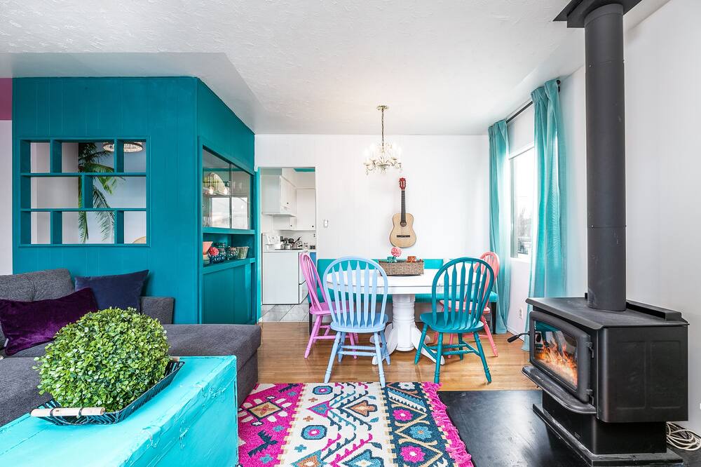 Photo of Livingroom in Markerville