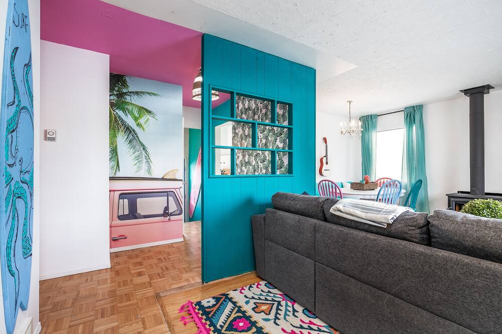 Photo of Livingroom in Markerville