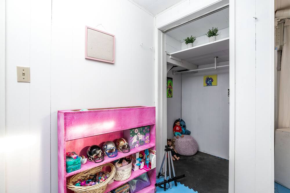 Photo of Bedroom in Markerville