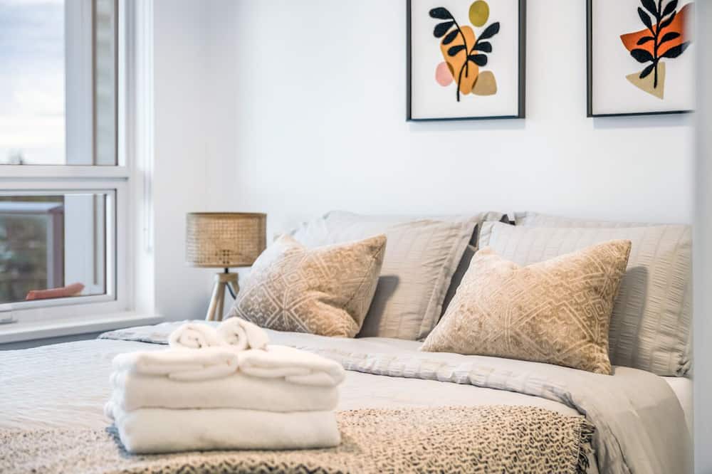Photo of Bedroom in White Rock