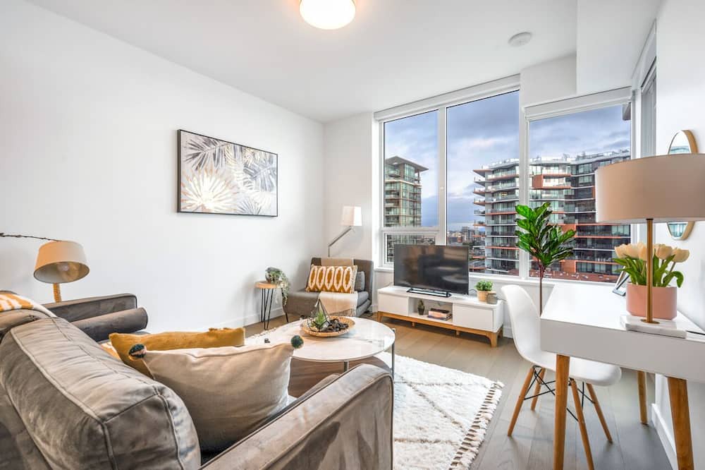 Photo of Livingroom in White Rock