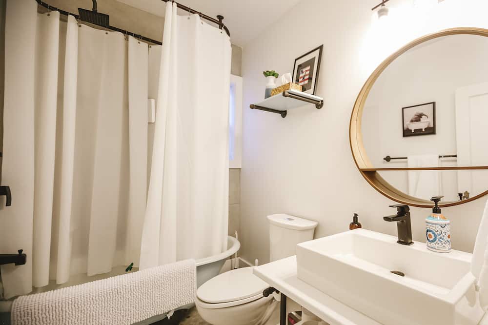 Photo of Bathroom in Saskatoon Downtown
