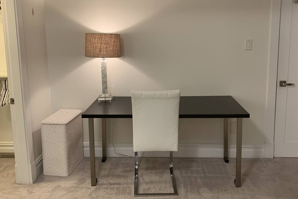 Photo of Bedroom in District of North Vancouver