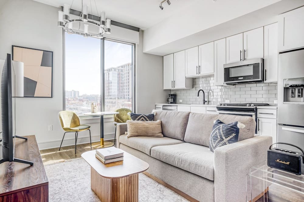 Photo of Livingroom in Civic Center