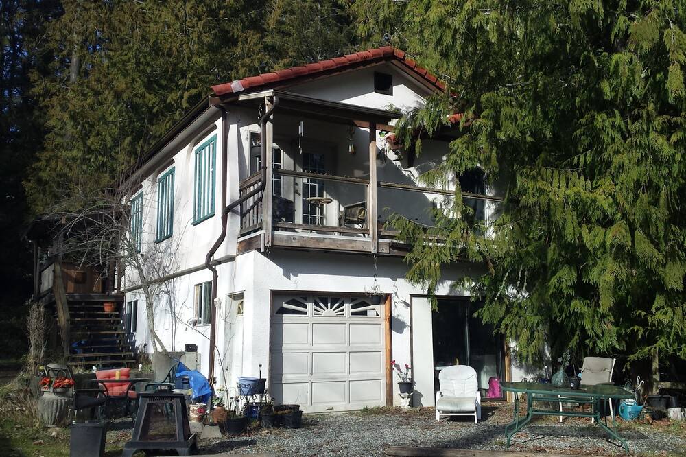 Photo of Outdoor in Shawnigan Lake