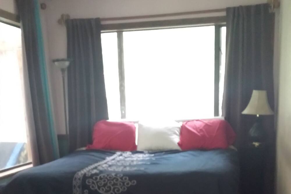 Photo of Bedroom in Shawnigan Lake