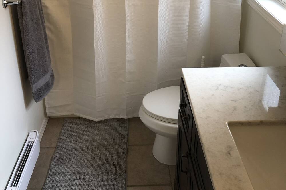 Photo of Bathroom in Central Okanagan