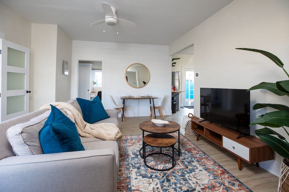 Photo of Livingroom in South Lethbridge