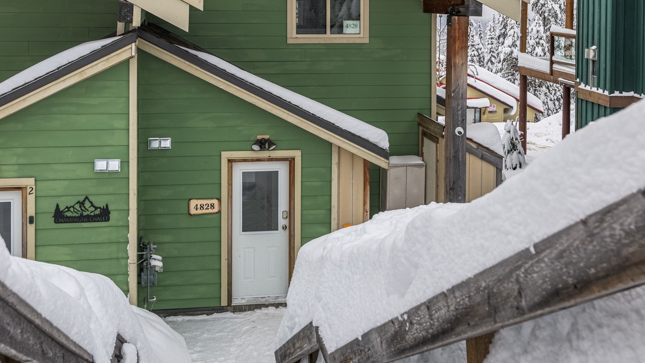 Photo of Outdoor in Snow Pine Estates