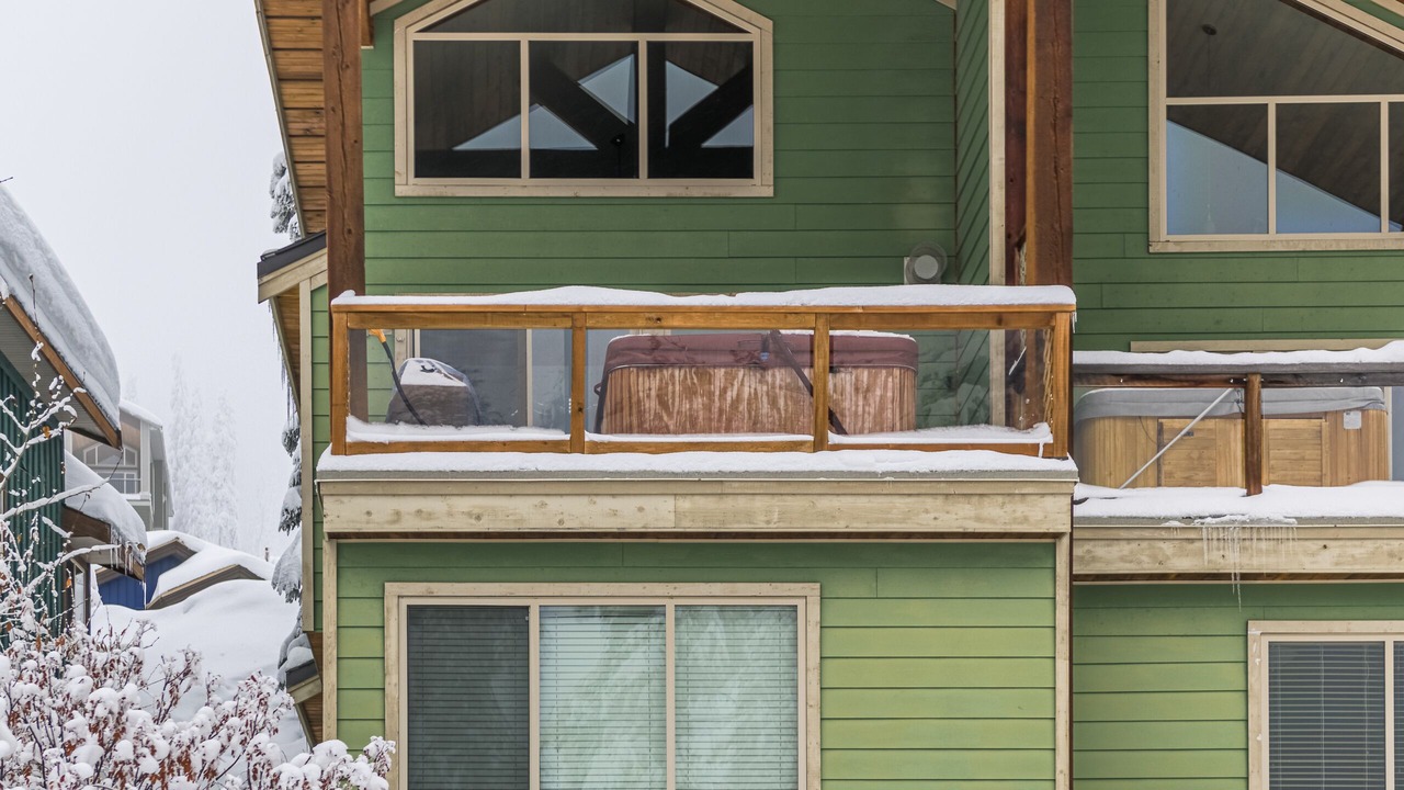 Photo of Outdoor in Snow Pine Estates