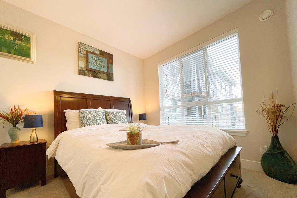 Photo of Bedroom in Tsawwassen