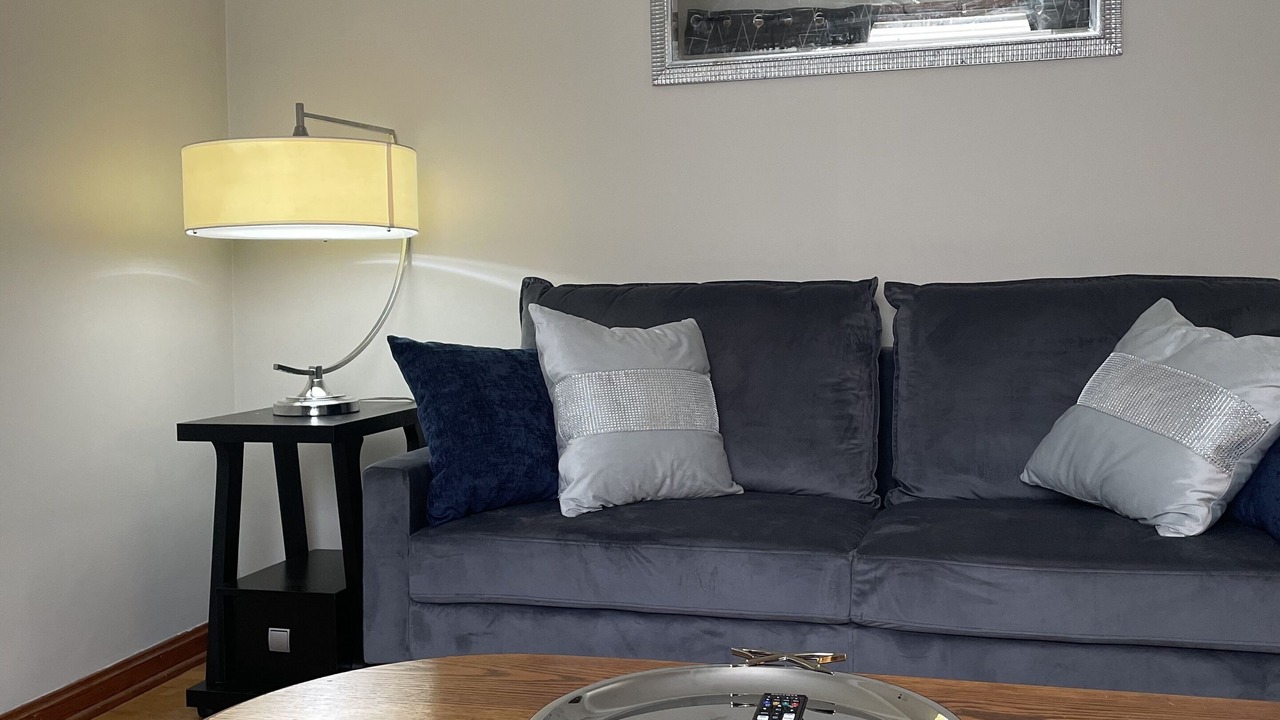 Photo of Livingroom in South Euclid