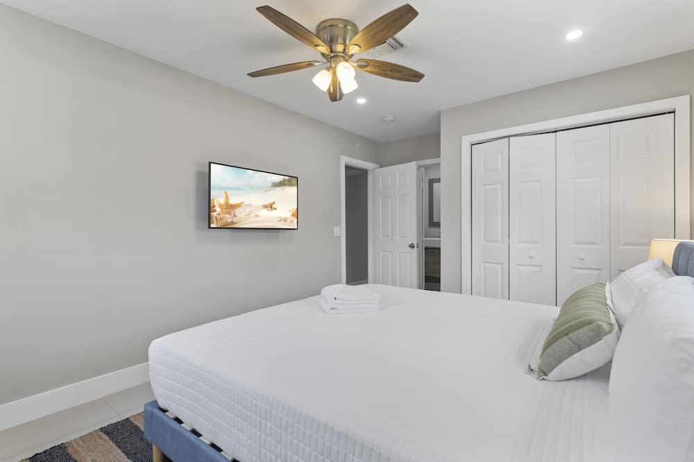 Photo of Bedroom in Boynton Beach