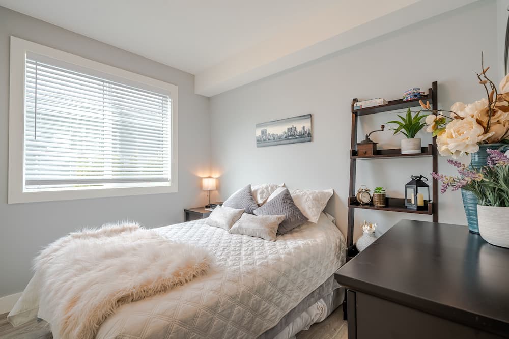 Photo of Bedroom in Colwood