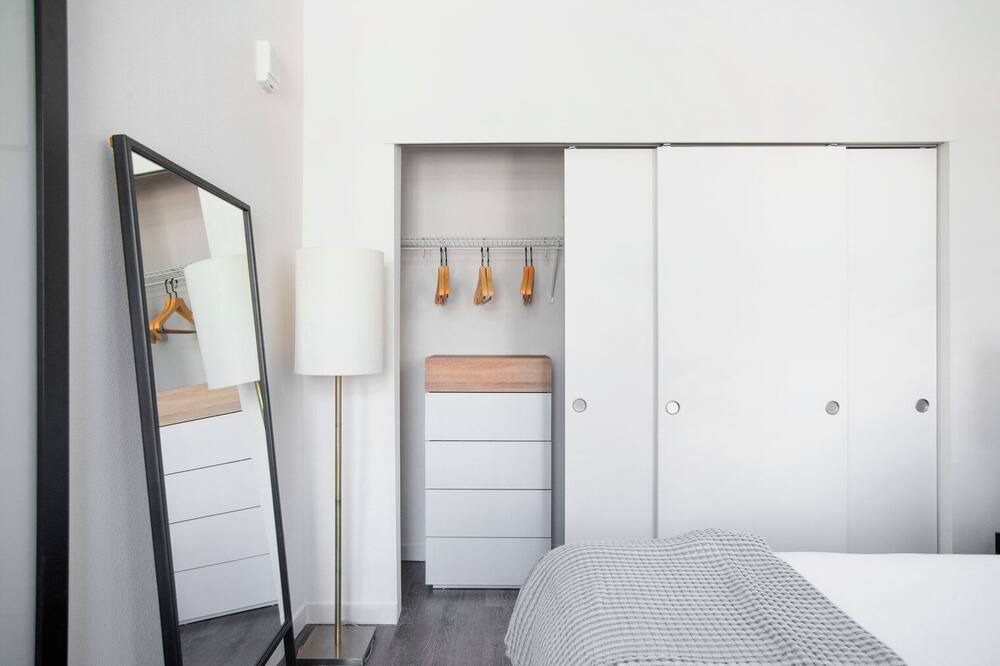 Photo of Bedroom in Five Points