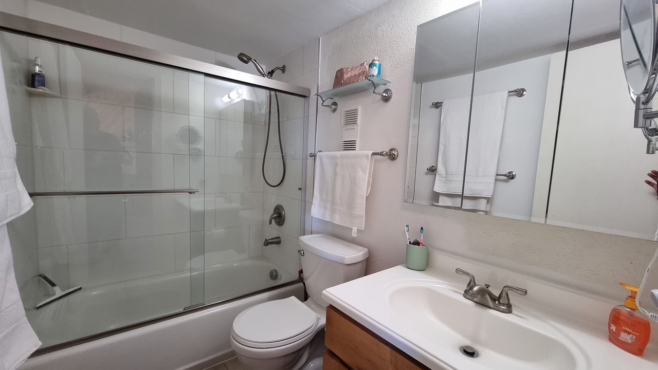 Photo of Bathroom in Wildernest