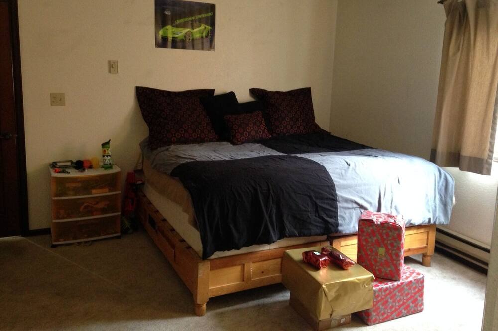 Photo of Bedroom in Laramie