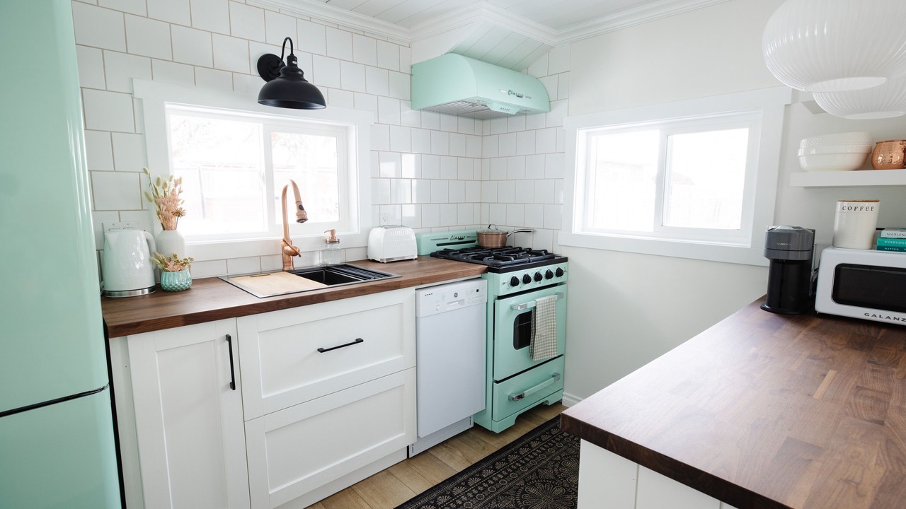 Photo of Kitchen in Seba Beach