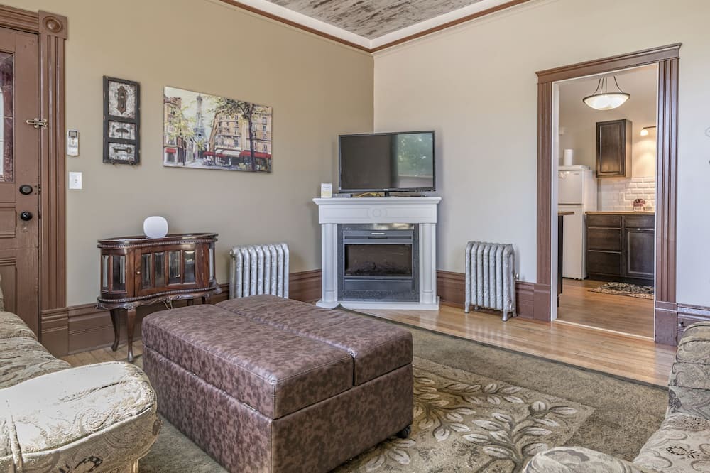 Photo of Bedroom in Vernon