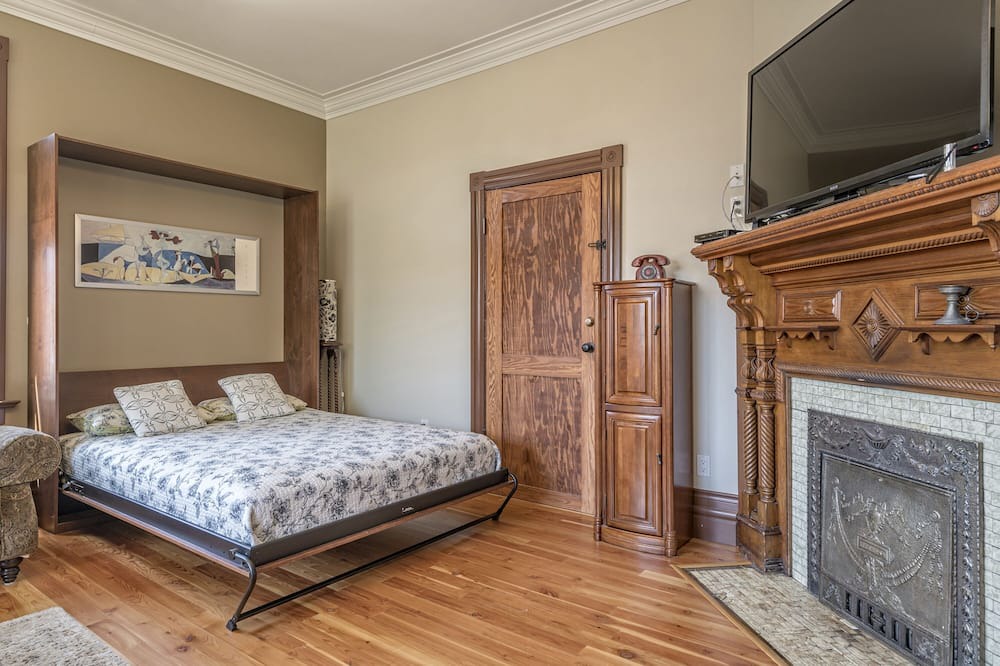 Photo of Bedroom in Vernon