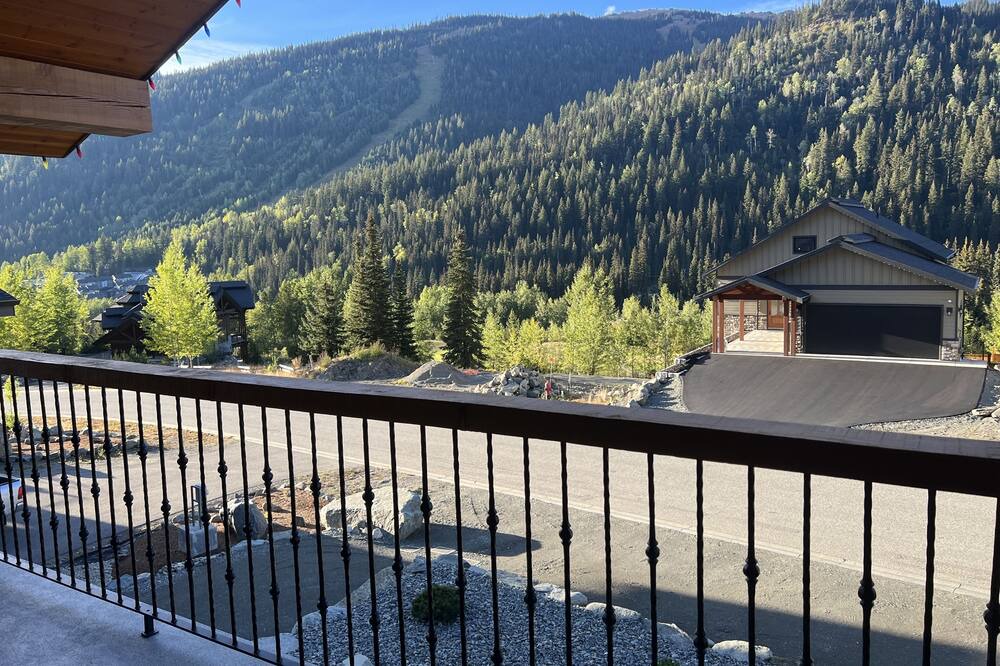 Photo of Patio Balcony in Fairways