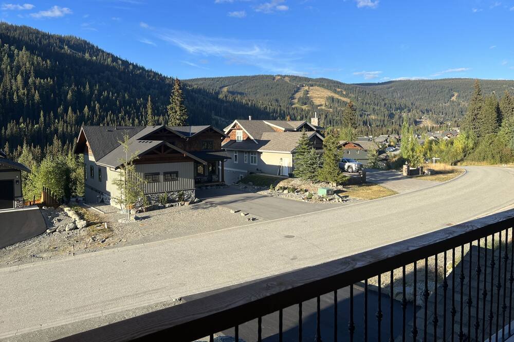 Photo of Patio Balcony in Fairways