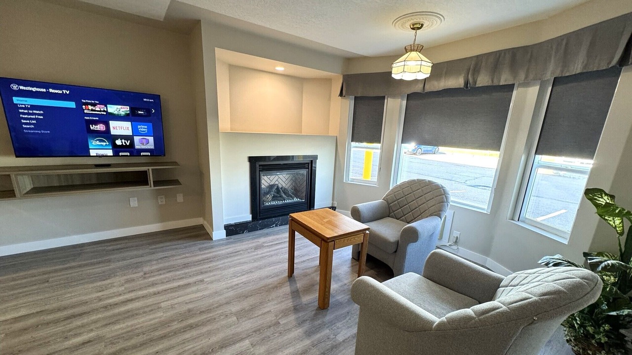 Photo of Livingroom in Leduc