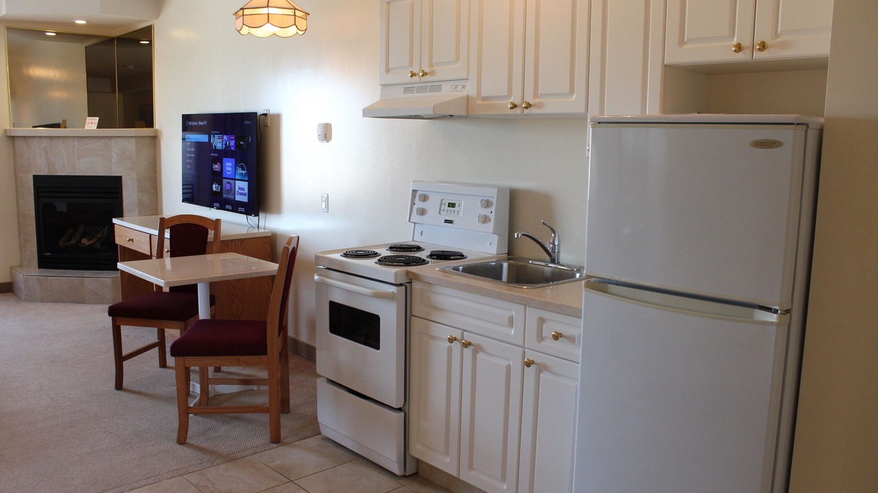 Photo of Kitchen in Ponoka