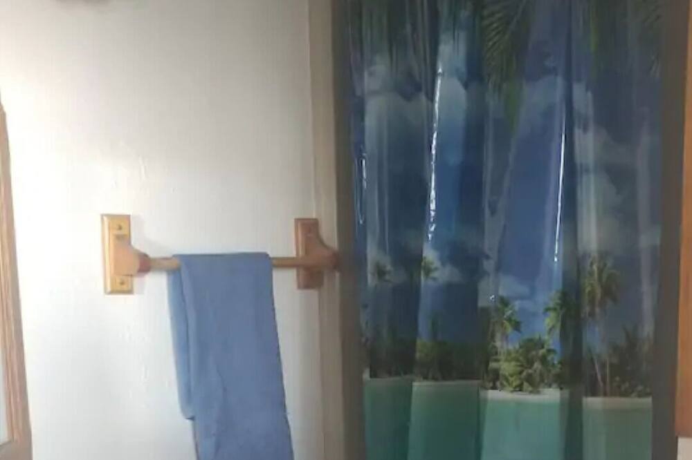 Photo of Bathroom in Hoehne