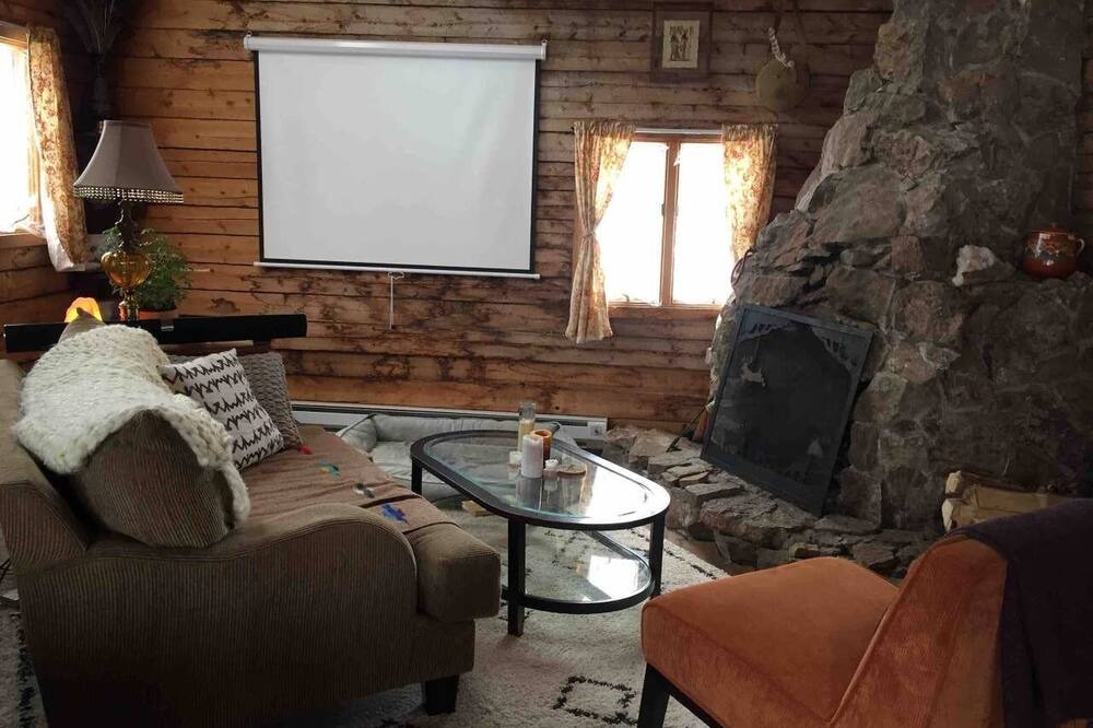 Photo of Livingroom in Brush Creek Village
