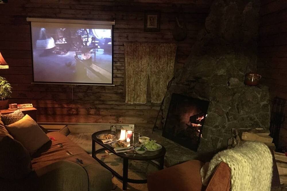 Photo of Livingroom in Brush Creek Village