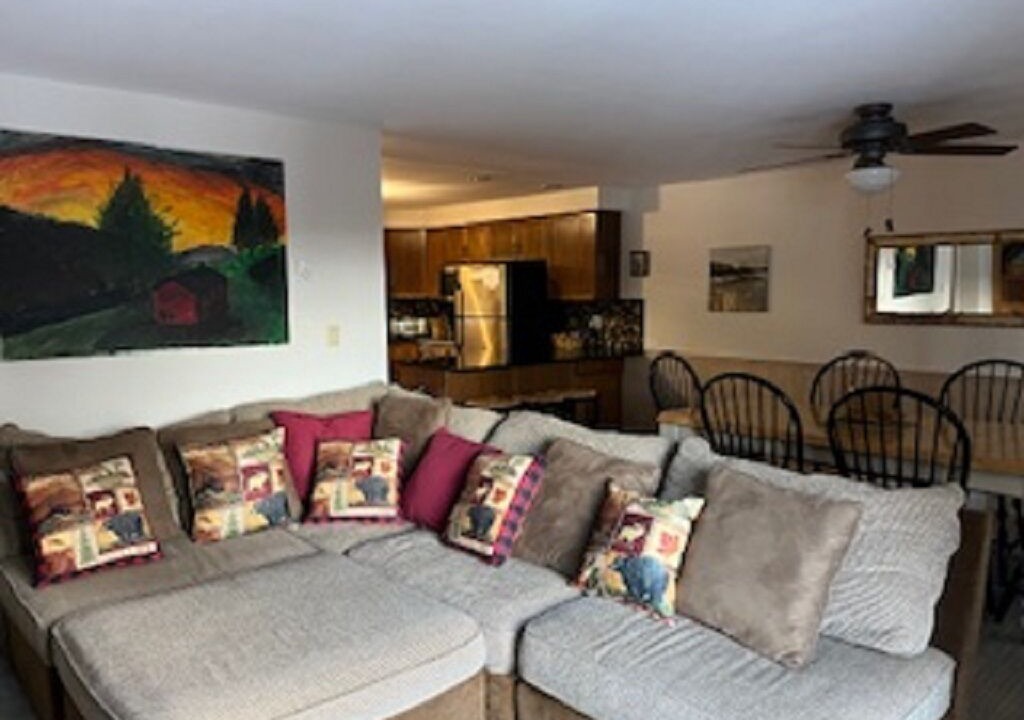Photo of Livingroom in North Creek