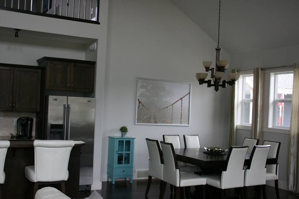 Photo of Kitchen in Parkland Beach