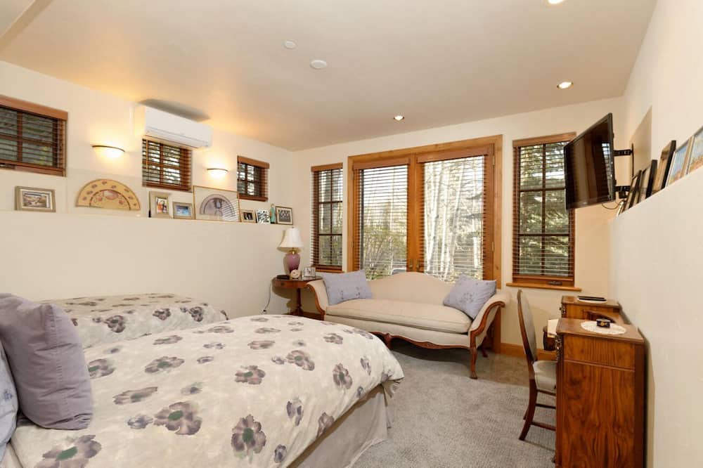 Photo of Bedroom in Aspen