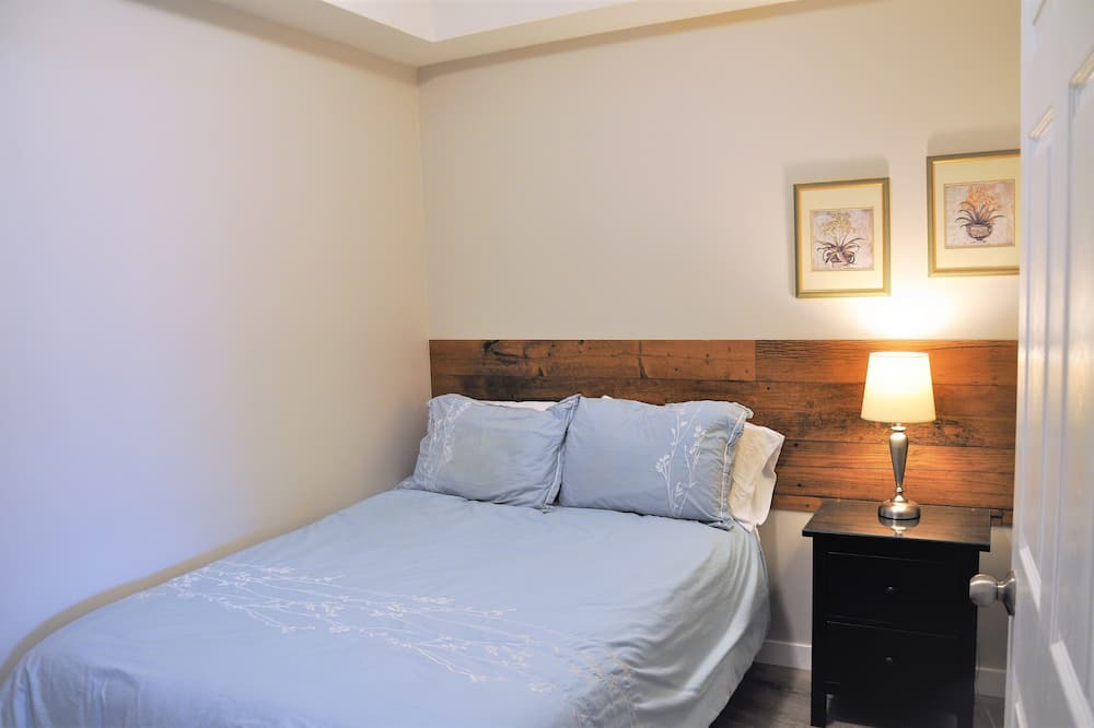 Photo of Bedroom in Quail Ridge