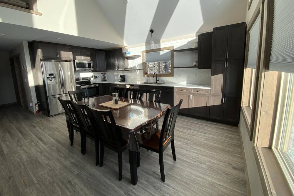 Photo of Kitchen in Valemount