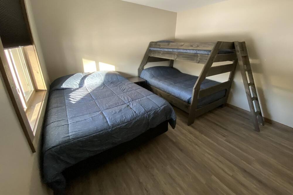 Photo of Bedroom in Valemount
