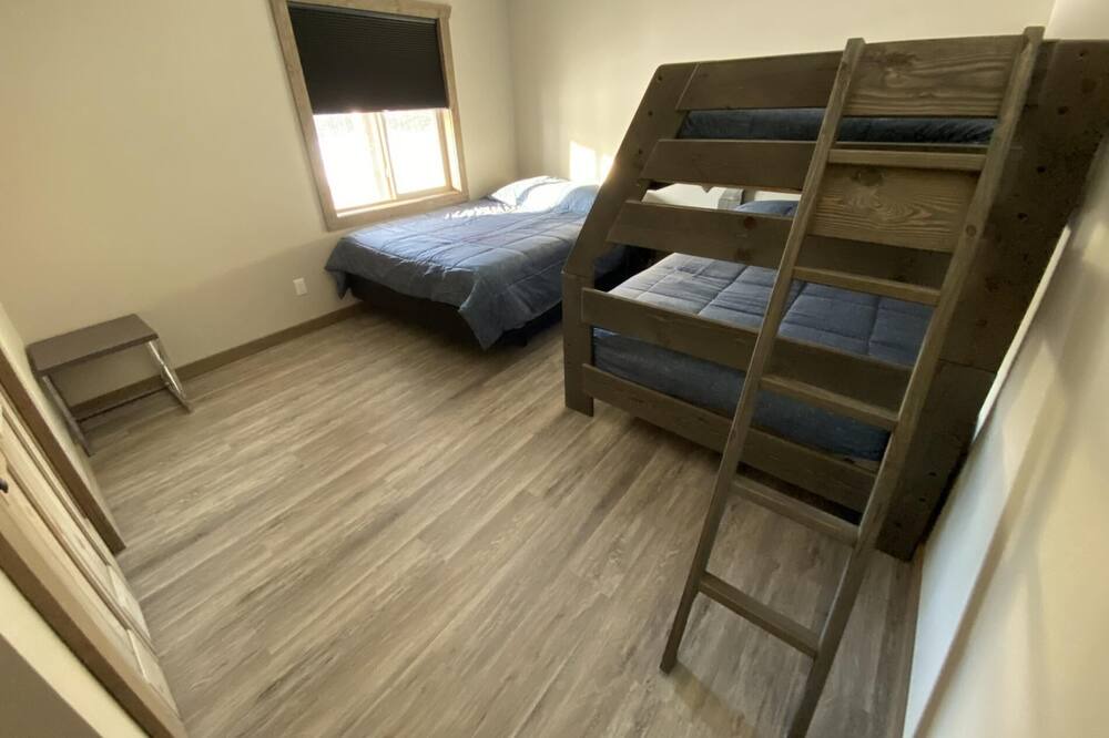 Photo of Bedroom in Valemount